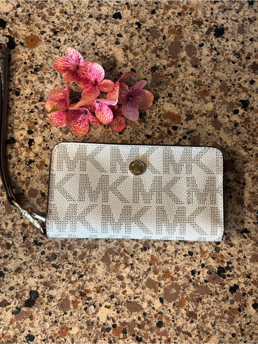 Michael Kors White Logo Zip-Around Wristlet